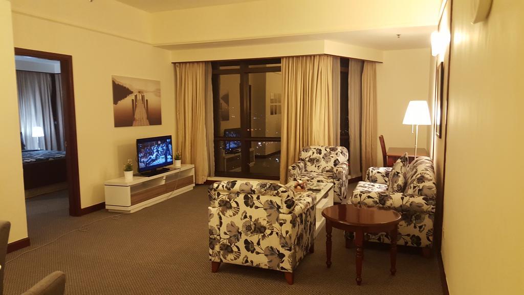 The Suites At Times Square Kl Kuala Lumpur Extérieur photo
